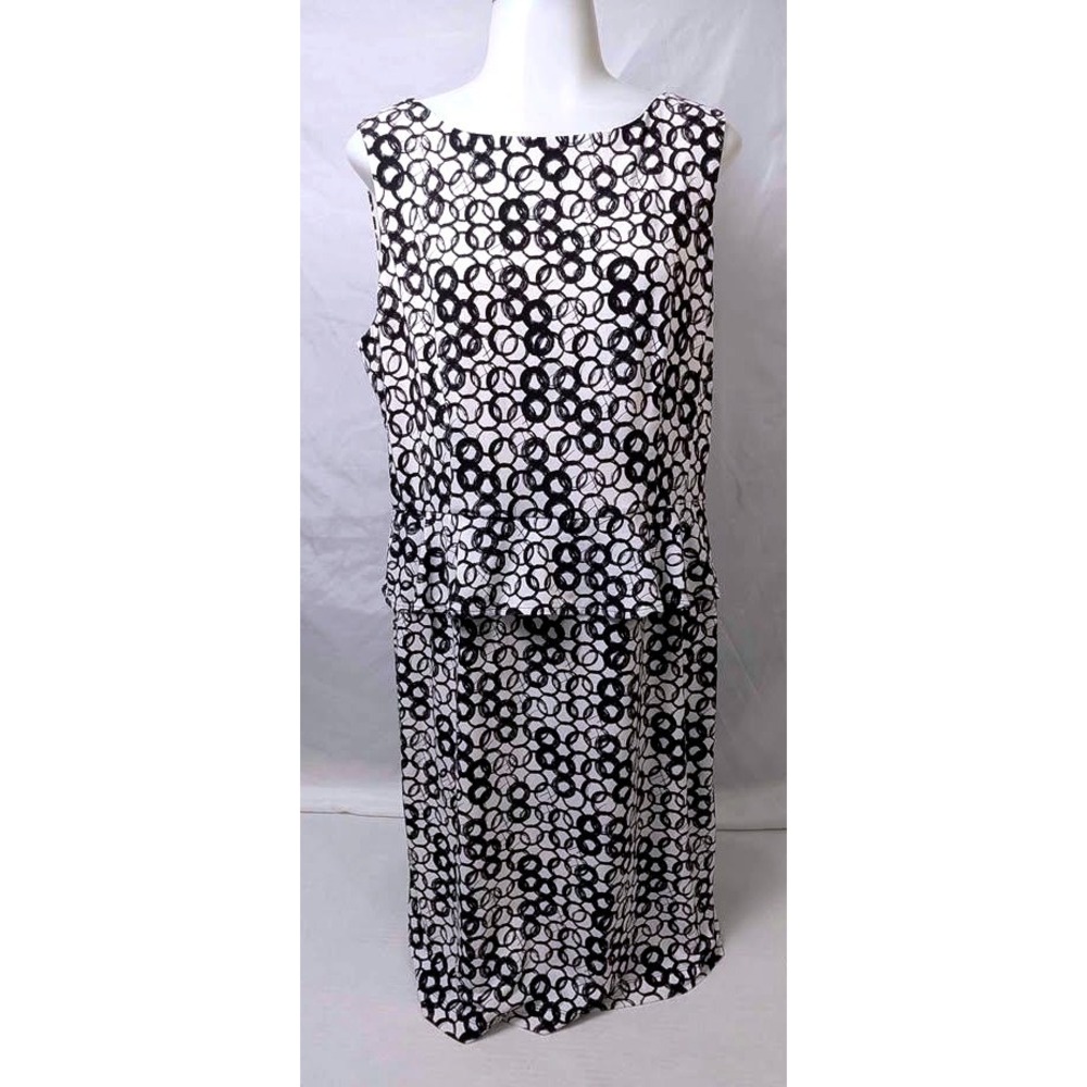 Donna Morgan~Peplum Sheath Dress ~ Women 14 ~ Black/White Geometric Circle Print